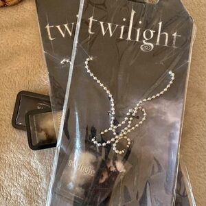 Twilight Necklace Dog Tags Edward & Bella Neca New